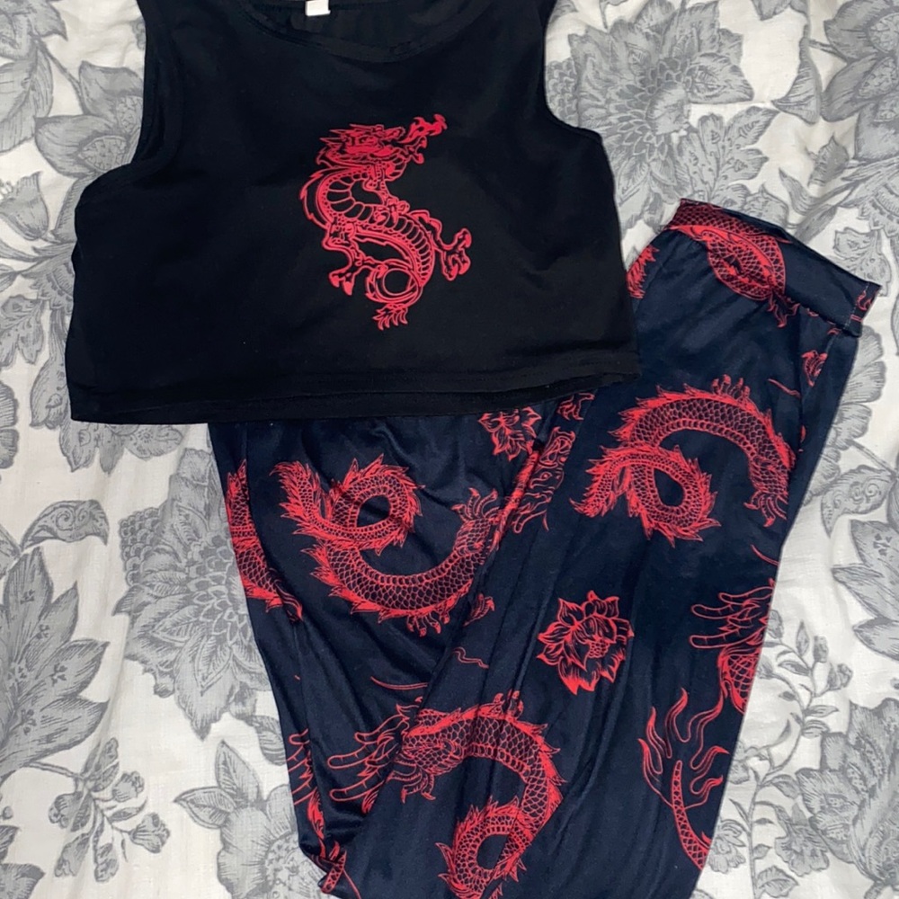 2 Piece Red Dragon Night Time Set.